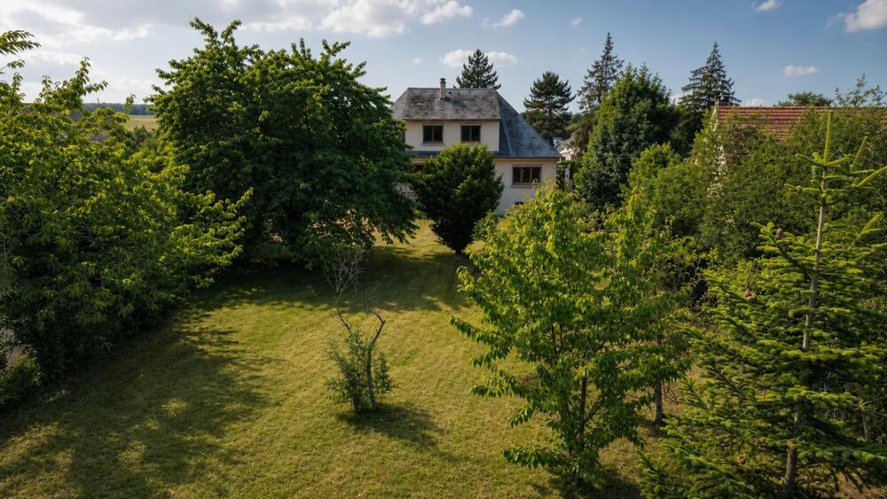 COURGENT : Maison - 203m² sur 1380m2 de jardin - 5 à 6 chambres