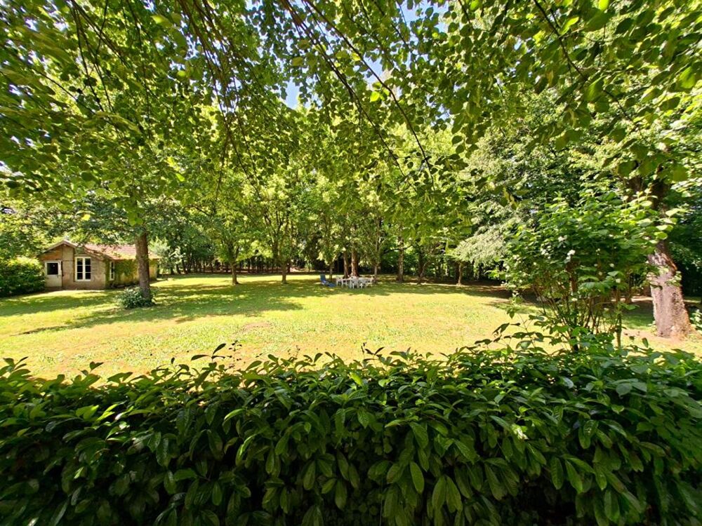 Maison Blanzy 9 pièce(s) 230 m2