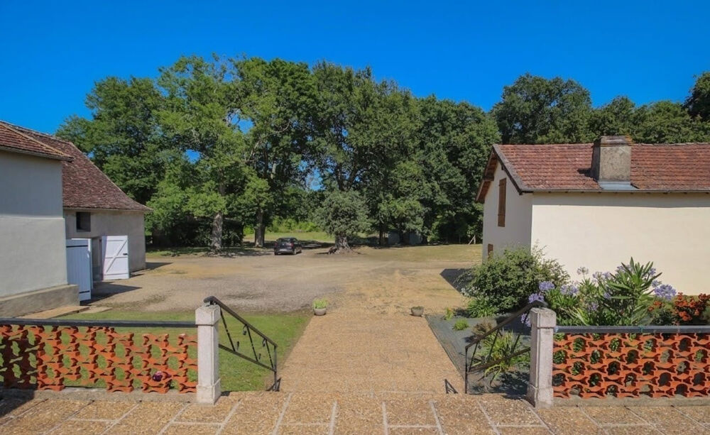Une parenthèse enchantée en pleine nature béarnaise 4 pièces 110 m2