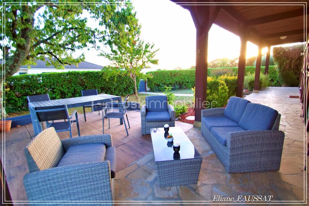 Vente Maison Charme et confort contemporain avec piscine, garage et atelier sur 710 m² de terrain Tarbes