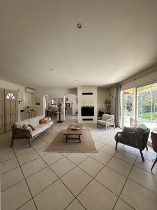  Propri�t�/ch�teau � vendre 7 pi�ces 222 m�