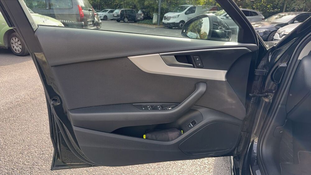A4 35 TFSi 150 Mild Hybrid S-Tronic7 Business Line 2023 occasion 92390 Villeneuve La Garenne