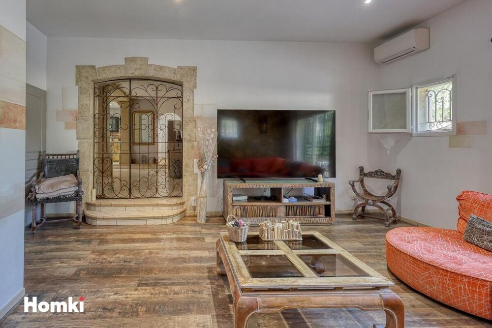 � vendre  Villa Rocbaron (83136)