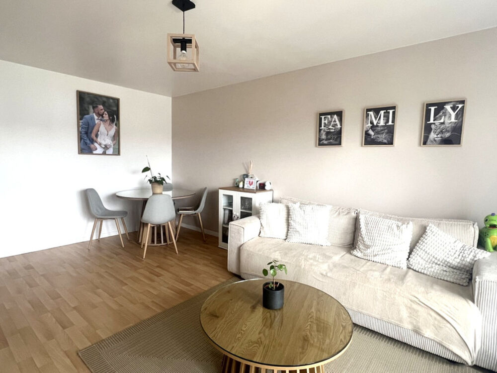 Appartement à vendre 3 pièces avec balcon à FRANCONVILLE (95)