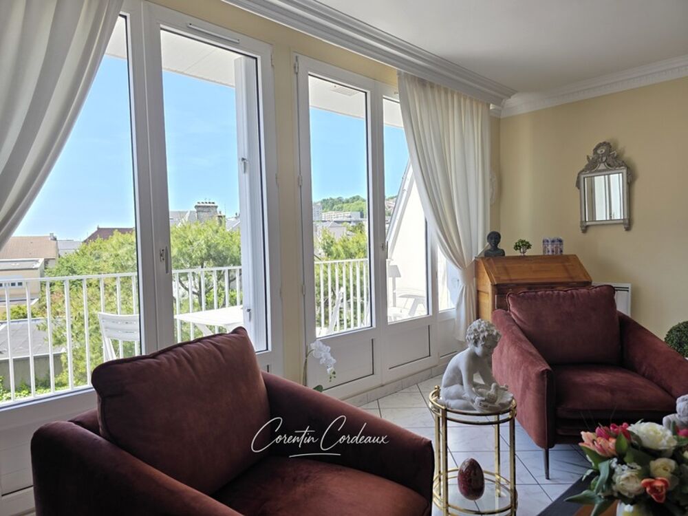 Appartement F3 lumineux au dernier étage avec loggia plein ouest, parking et cave