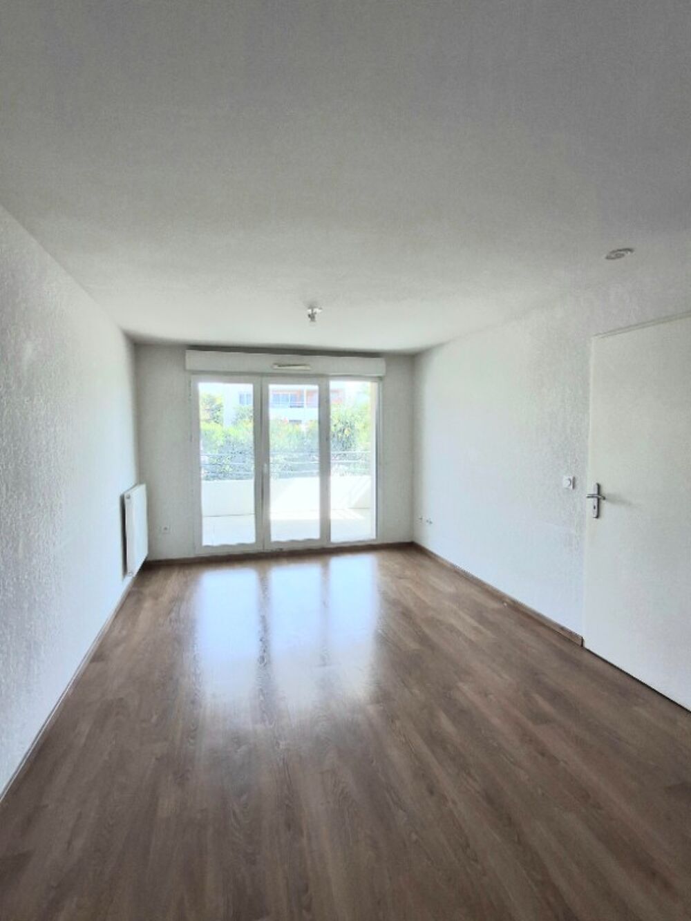 Location Appartement T2 avec parking et terrasse à CAVAILLON Cavaillon