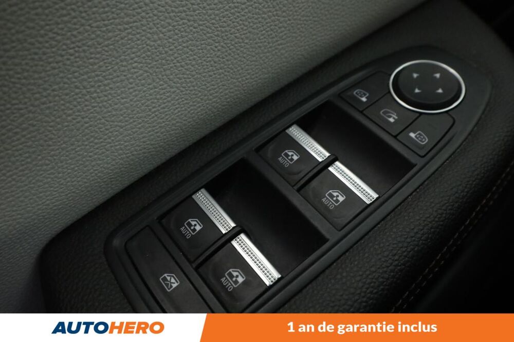 Clio 1.6 E-Tech Initiale Paris 140 ch 2020 occasion 92130 Issy-les-Moulineaux