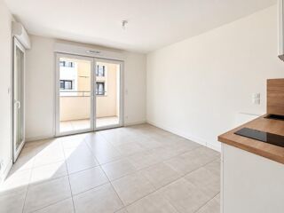 Appartement à louer 1 pièce 27 m²