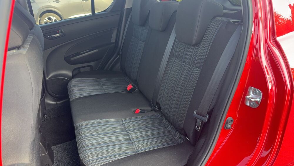 Swift 1.2 VVT 94 4X4 Pack - Entretien constructeur Toit ouvrant 2017 occasion 74000 Annecy