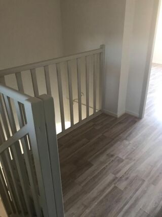  Appartement à louer 3 pièces 60 m²