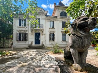  Propriété/château à vendre 12 pièces 305 m²