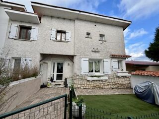 Maison - 806 m²