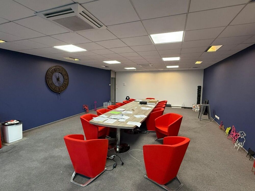   BUREAUX À LOUER – EMPLACEMENT STRATÉGIQUE À FORTE VISIBILITÉ – CHALON-SUR-SAÔNE Chalon sur saone