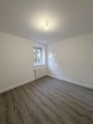  Appartement � louer 3 pi�ces 80 m�