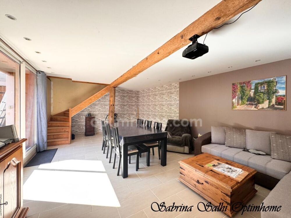 Vente Maison Maison de caractère atypique – 7 pièces avec Terrain  Quincié-en-Beaujolais 69430 Quincie en beaujolais