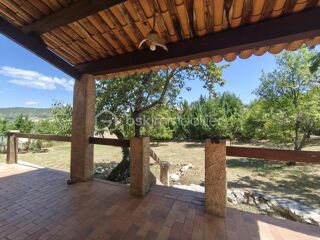  Villa  vendre 4 pices 103 m