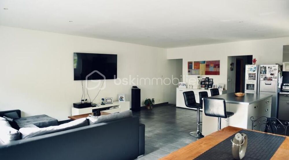 Vente Maison Grand ensemble immobilier de 367 m² avec terrain & Parking Arles
