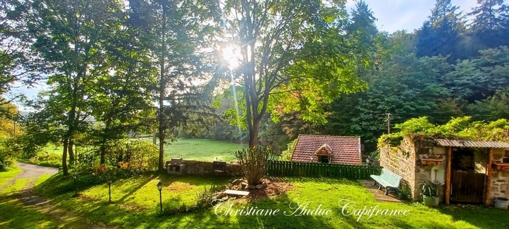 Vente Maison Entre Cluny et Charolles, ensemble immobilier avec 3 gîtes, d'une surface de 190 m², sur terrain de 6 000 m² Sivignon
