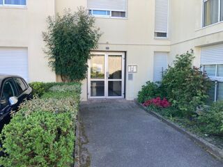  Appartement à louer 1 pièce 19 m²