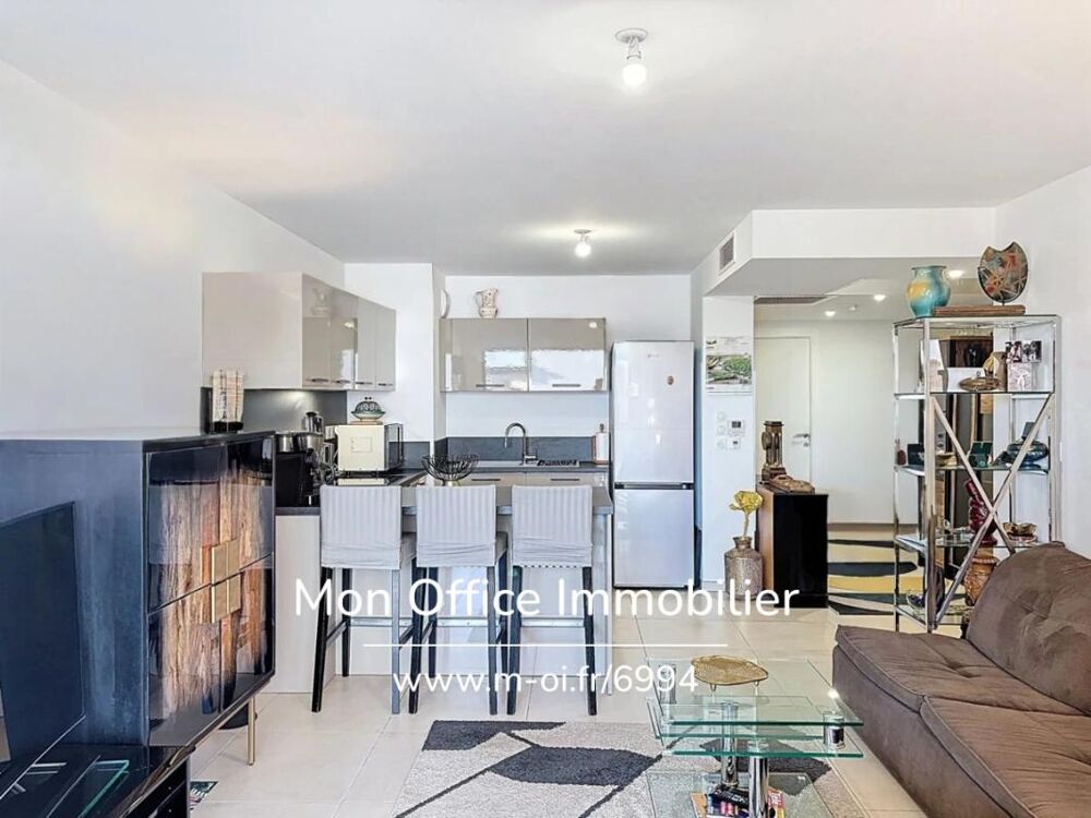 Vente Appartement Référence : 7170-LES - APPARTEMENT T3 PROCHE PLAGE À VENDRE À CAVALAIRE SUR MER Cavalaire sur mer