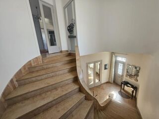  Maison à vendre 10 pièces 233 m²