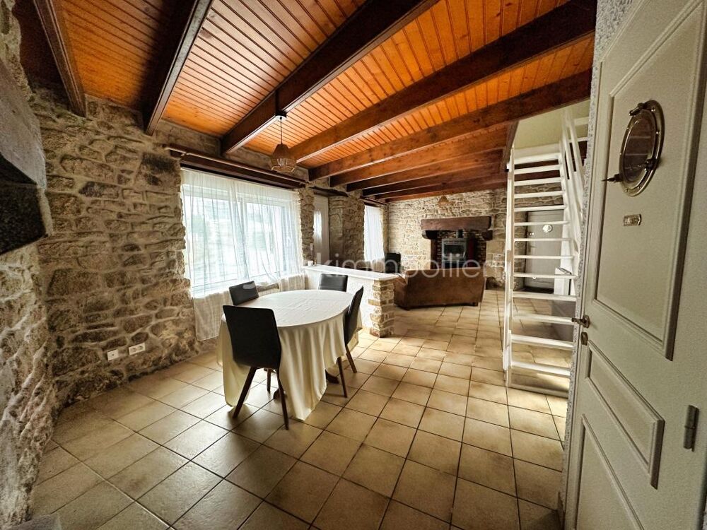 Maison en pierre 70 m² à rénover  Centre-bourg  Proche plage
