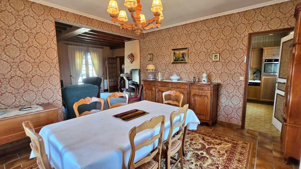 Vente Maison Maison à vendre 7 pièces + Garage + Jardin - Centre-Bourg ORADOUR SUR GLANE (87) Oradour sur glane