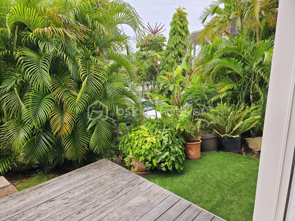 � vendre  Propri�t�/ch�teau Sainte-Anne (97180)