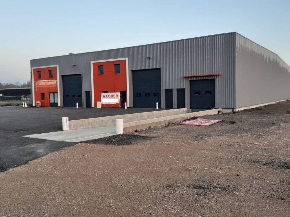   A LOUER / CELLULE D'ACTIVITE et BUREAUX 