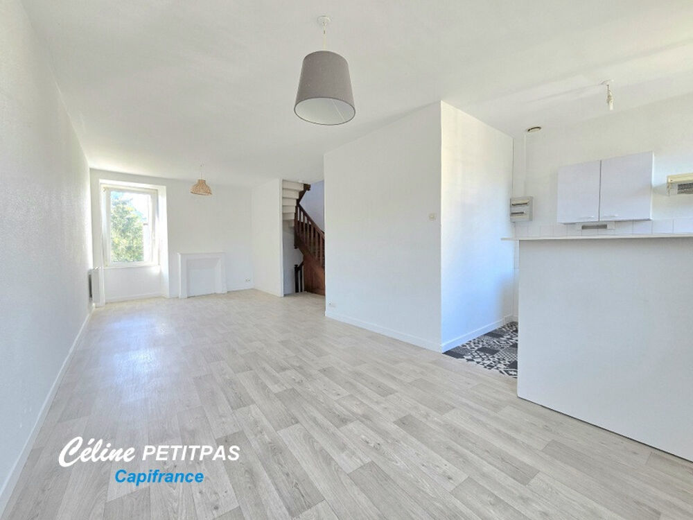 Vente Appartement Appartement Duplex T3 – 63m² – Centre-ville de Montfort sur Meu Montfort sur meu