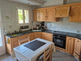 Maison à vendre 8 pièces 241 m²