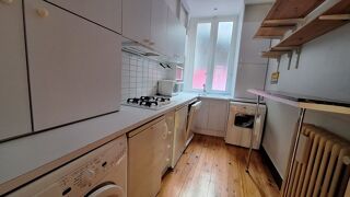  Appartement à louer 3 pièces 75 m²
