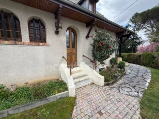  Maison à vendre 8 pièces 166 m²