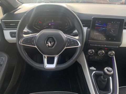 Clio 1.5 Blue dCi 100 CH Intens 2022 occasion 14650 Carpiquet