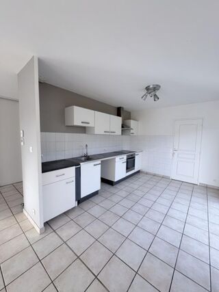 Location Villa Villa T5 131 m² habitables, sur terrain 1200 m² Saint bonnet les oules