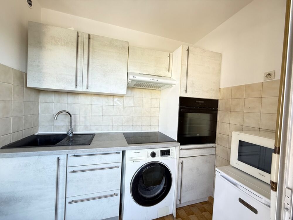 ? Charmant T1 29 m² avec terrasse, parking et cave  Antibes (Fontonne)
