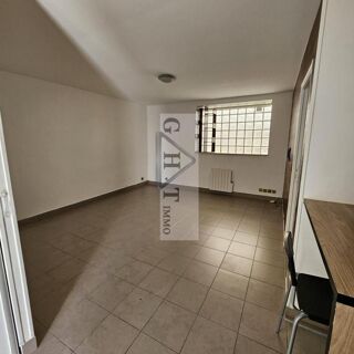  Immeuble à vendre 1029 m²