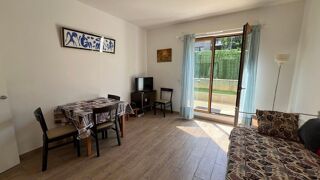  Appartement à louer 2 pièces 45 m²