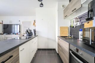  Appartement � vendre 3 pi�ces 65 m�