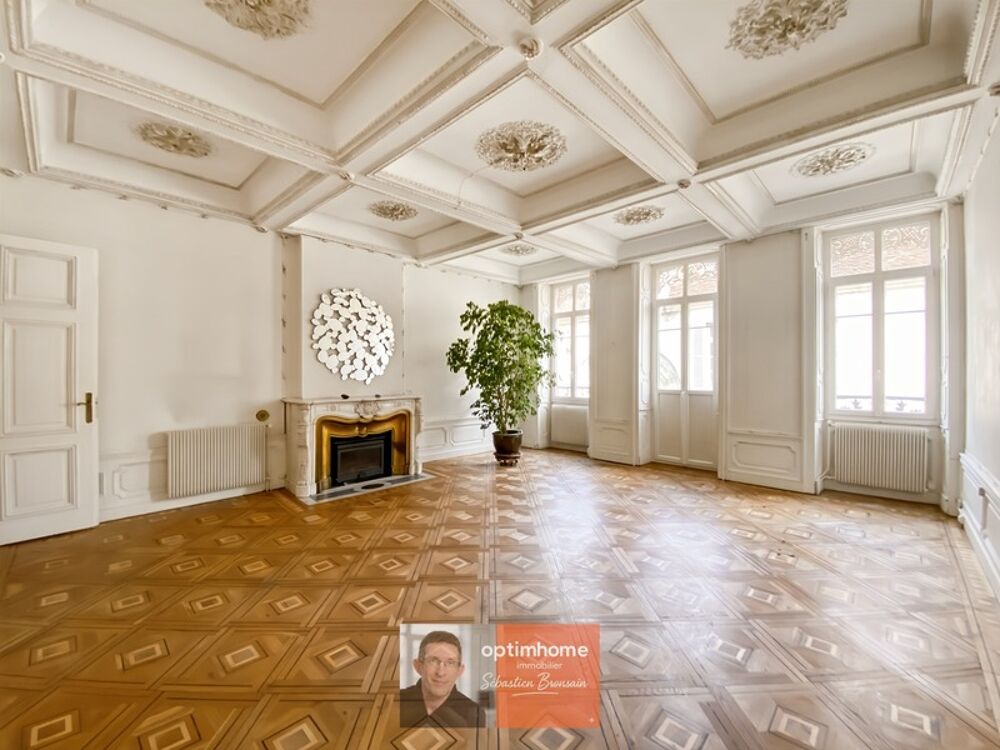 Appartement de caractère  6 pièces  160 m²  Centre-ville de Lons-le-Saunier