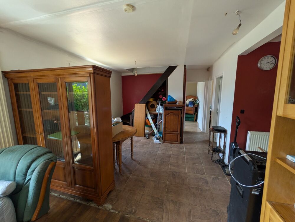 PLOERDUT MAISON EN REZ DE CHAUSSÉE SURÉLEVÉ DE 6 PIÈCES DE 130m² ENVIRON PARCELLE CLÔTURÉE DE 1327M²