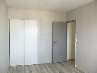  Appartement � louer 4 pi�ces 65 m� Meyzieu