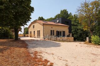  Propriété/château à vendre 5 pièces 155 m²