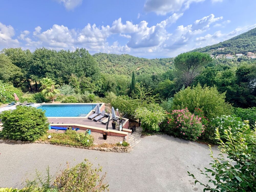 Vente Maison Maison à Propriété d'exception de 500 m² – Maison de famille ou domaine d'accueil (Gîtes & Chambres d'Hôtes) Les adrets de l esterel