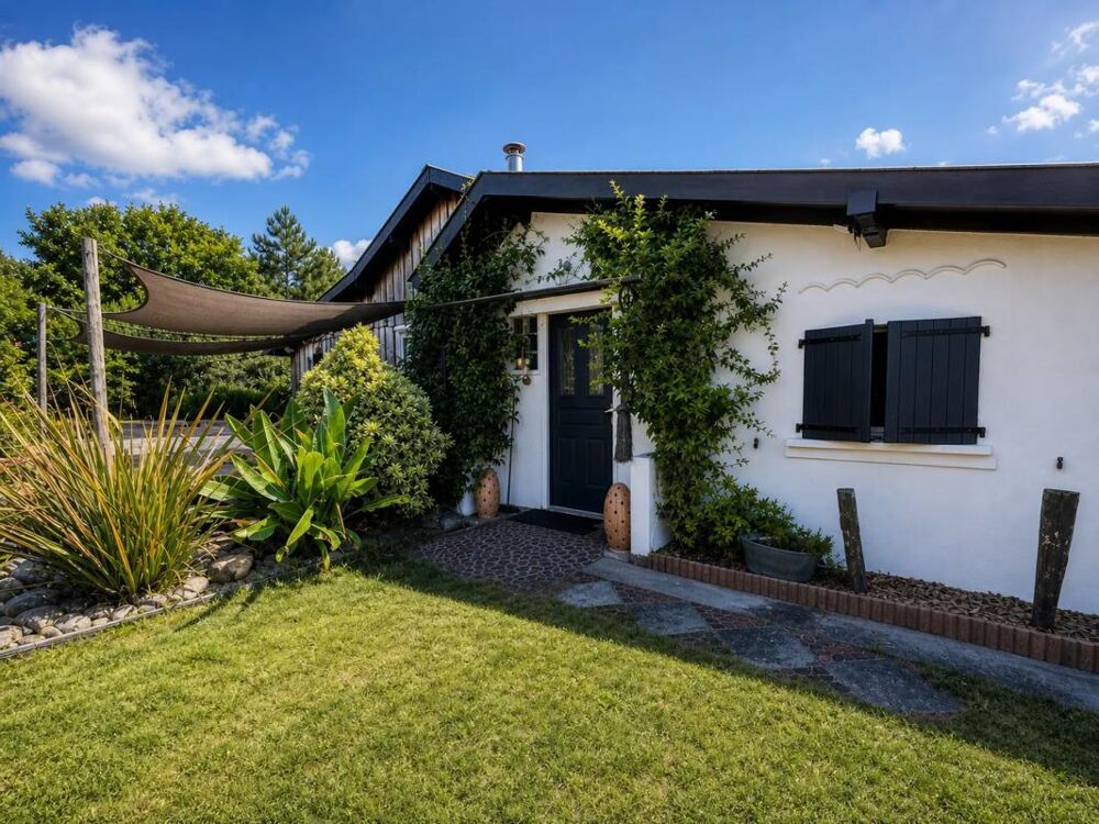 Maison de charme avec gîte indépendant, piscine et potentiel