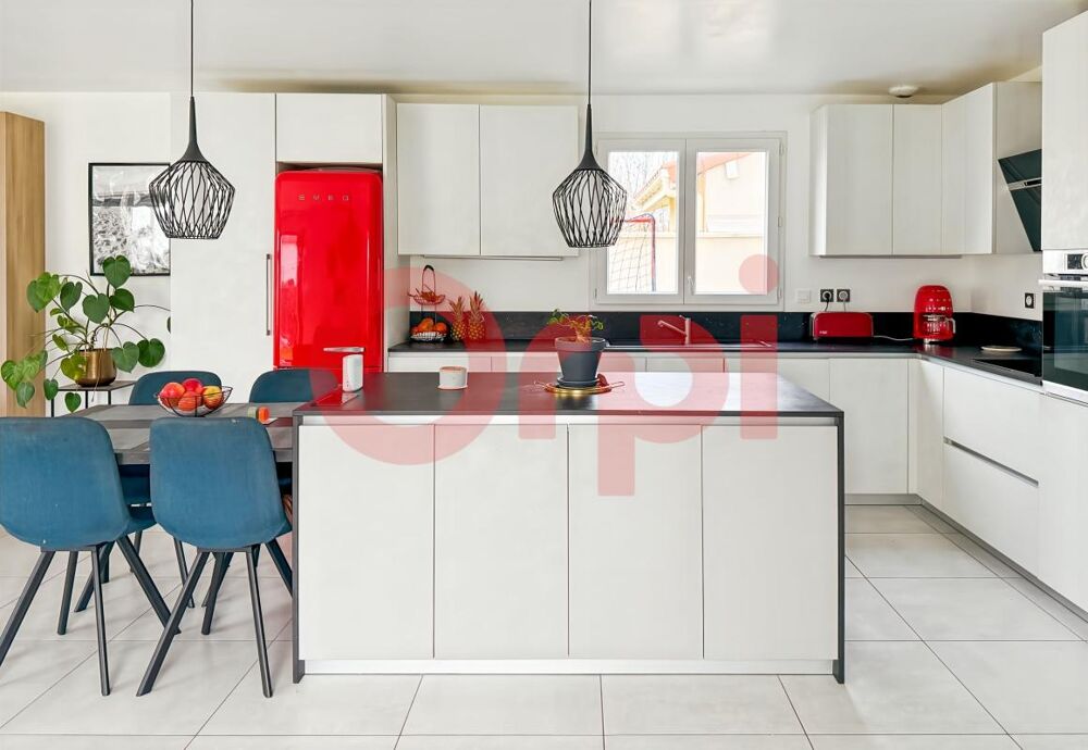 � vendre  Maison Bron (69500)