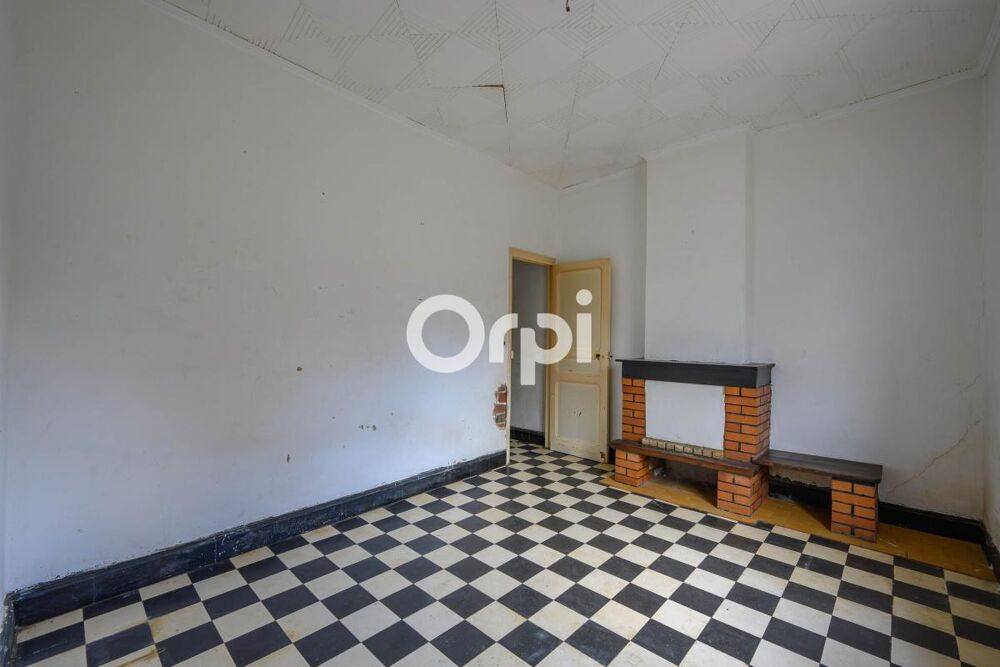 Maison à rénover avec jardin à vendre située à Râches à 5 minutes de Douai