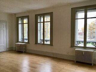 Location Appartement Appartement de caractère de 130 m²,T6 face au parc de l'Orangerie STRASBOURG (67) Strasbourg