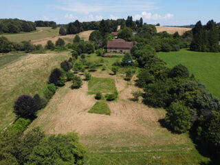  Propriété/château à vendre 7 pièces 300 m²