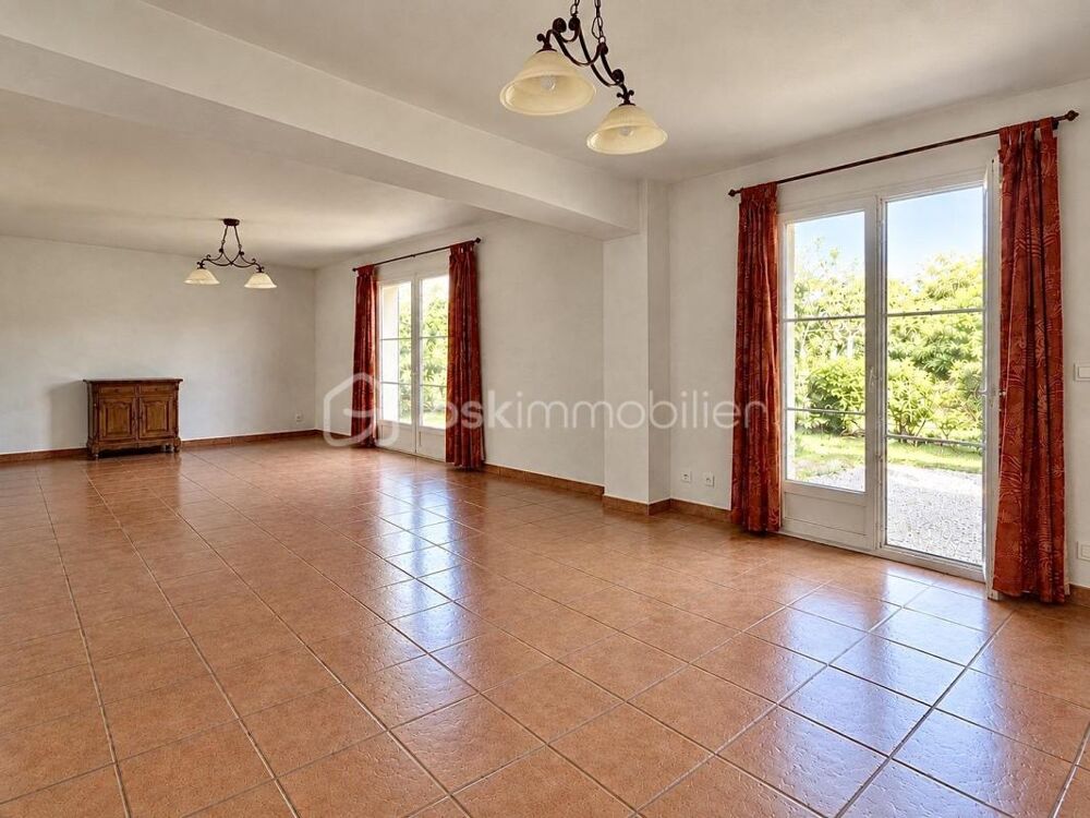 Maison individuelle de 165 m² avec sous-sol total  Néry